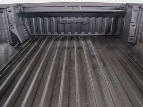 Used 2024 GMC Sierra 2500 AT4 w/ AT4 Preferred Package image 33