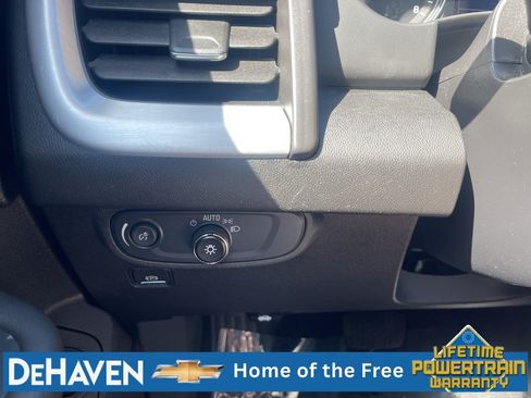Used 2023 GMC Terrain SLE w/ Driver Convenience Package FWD image 18
