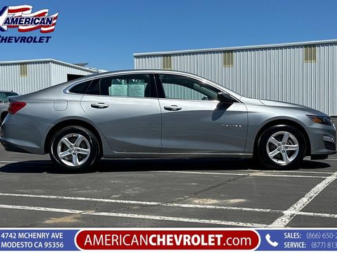 Used 2024 Chevrolet Malibu LT FWD image 3