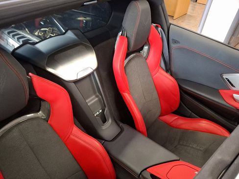 Used 2020 Chevrolet Corvette Stingray Preferred Cpe w/ 2LT Preferred Equipment Group image 18