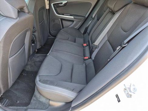 Used 2014 Volvo S60 T5 FWD image 17