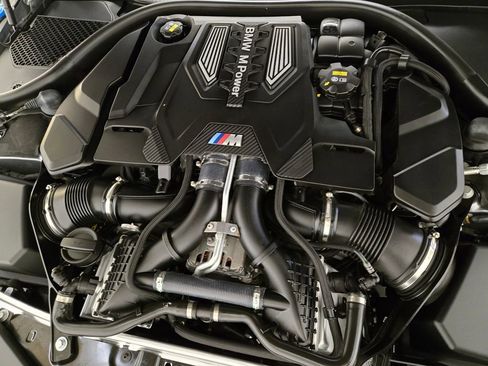 Used 2023 BMW M8 Competition image 25