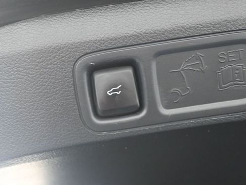 Used 2024 Lincoln Navigator L 4WD image 31