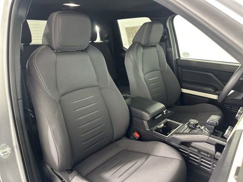 Used 2024 Toyota Tacoma TRD Sport image 16