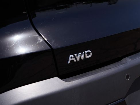 Used 2024 INFINITI QX55 Luxe w/ Cargo Package AWD/4WD image 9