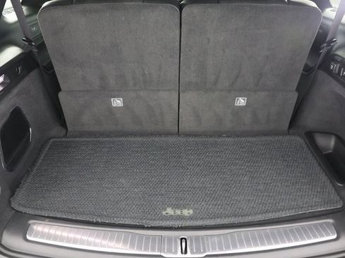 Used 2023 Jeep Grand Cherokee L Summit image 22