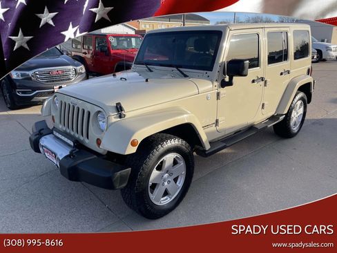 Used 2011 Jeep Wrangler Unlimited Sahara w/ Connectivity Group AWD/4WD image 1