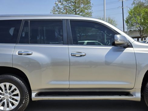 Certified 2023 Lexus GX 460 Premium w/ Premium Plus Package image 8