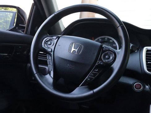 Used 2016 Honda Accord EX-L image 9