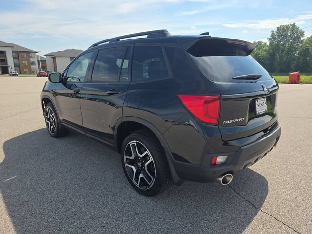 Used 2022 Honda Passport Elite image 11