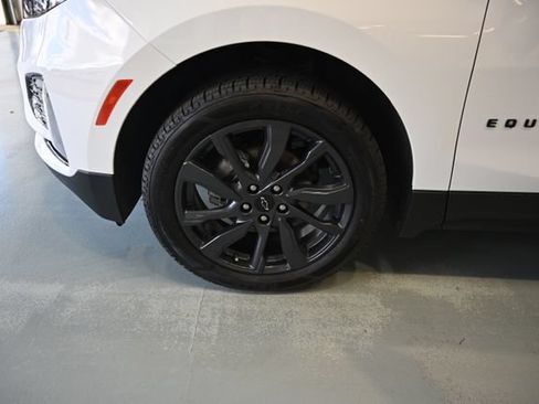 Used 2024 Chevrolet Equinox RS AWD/4WD image 29