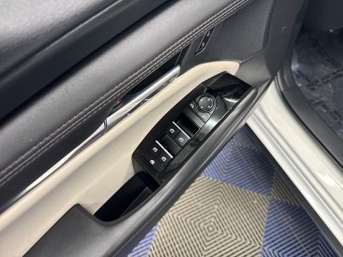 Used 2025 MAZDA MAZDA3 s FWD image 11