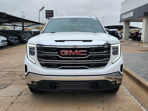 New 2026 GMC Sierra 1500 SLT w/ SLT Premium Plus Package image 9
