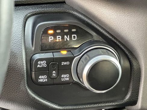 Used 2019 RAM 1500 Big Horn image 15