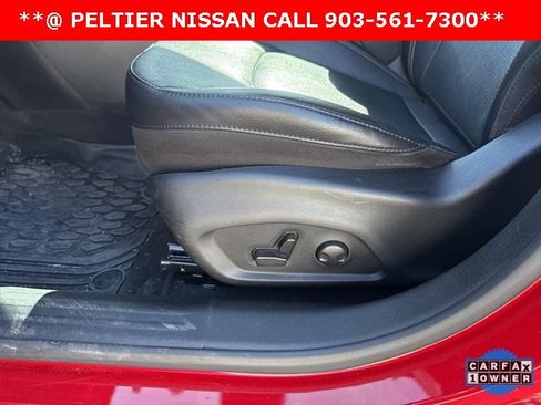 Used 2023 Jeep Compass Limited image 10