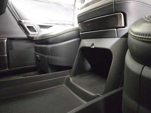 Used 2022 Rivian R1T Launch Edition image 31