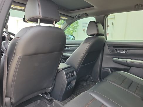 Used 2025 Honda CR-V Sport-L image 16