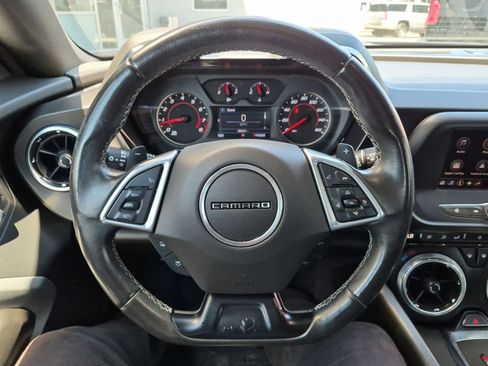 Used 2022 Chevrolet Camaro LT RWD image 13
