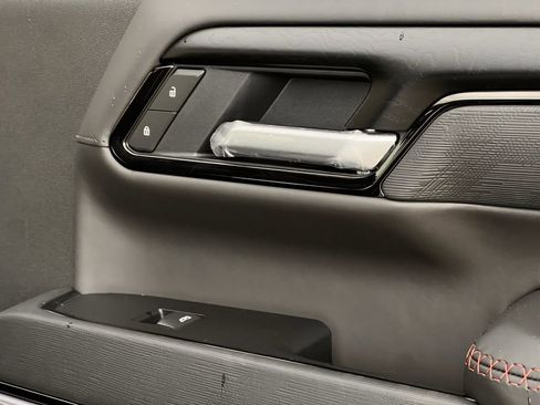 New 2026 GMC Sierra 2500 AT4X image 27