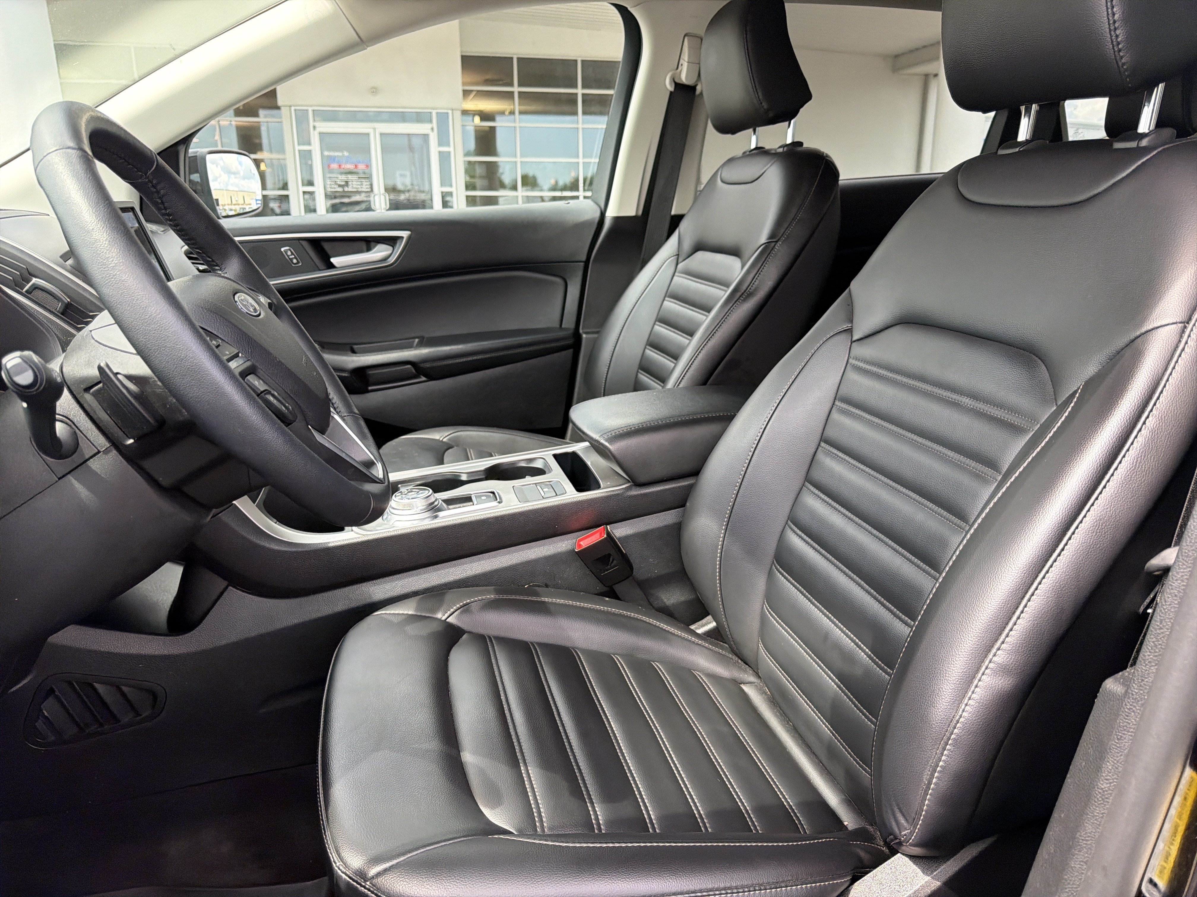 Certified 2024 Ford Edge SEL w/ Convenience Package AWD/4WD image 24