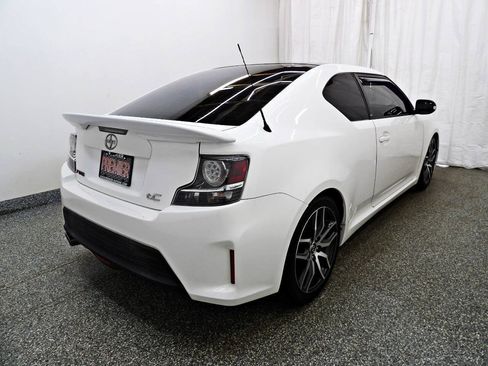 Used 2014 Scion tC FWD image 5