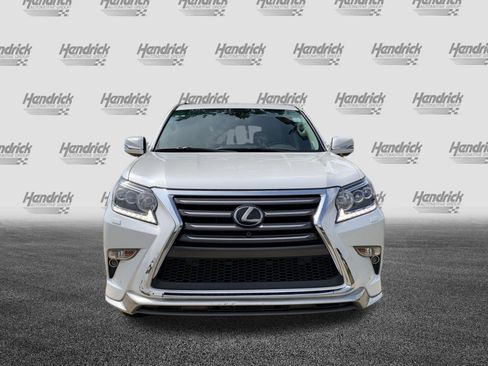 Used 2019 Lexus GX 460 Luxury AWD/4WD image 3