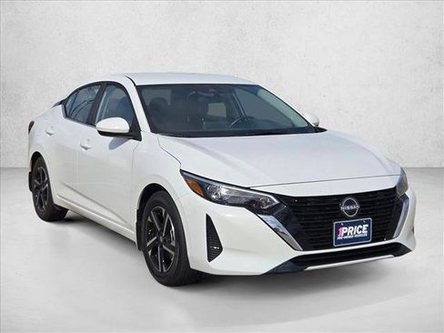 Used 2025 Nissan Sentra SV w/ All-Weather Package image 3