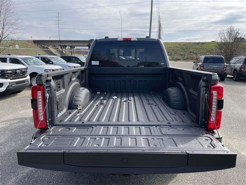 New 2026 Ford F250 Lariat w/ Black Appearance Package image 10