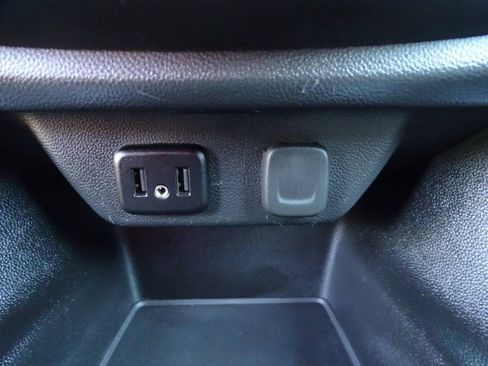 Used 2023 Chevrolet Traverse AWD LS w/ Safety Package image 30