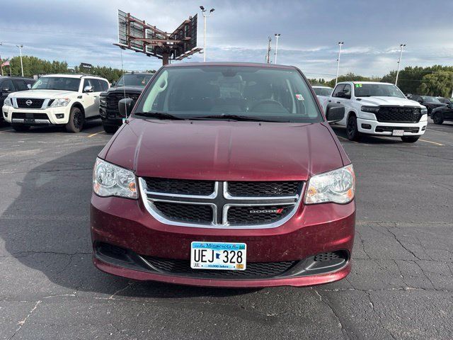 Used 2019 Dodge Grand Caravan SE w/ UConnect Hands-Free Group FWD image 2