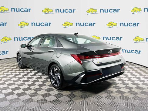 Certified 2024 Hyundai Elantra Limited image 5