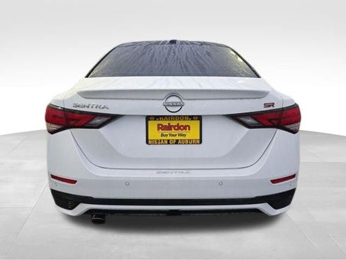 Used 2024 Nissan Sentra SR w/ SR Premium Package image 9
