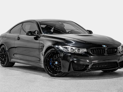 Used 2019 BMW M4 Coupe w/ Competition Package RWD image 4
