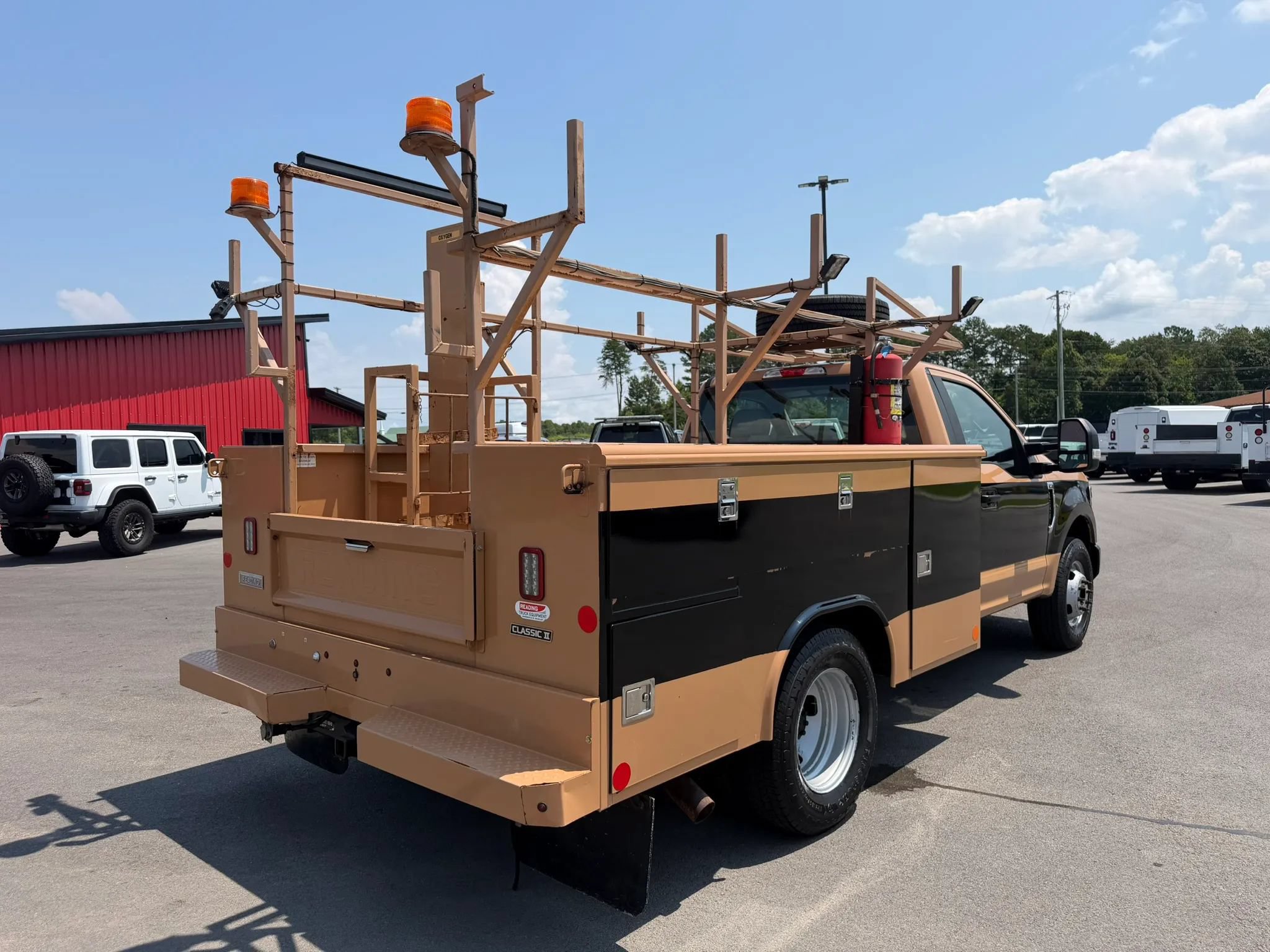 Used 2020 Ford F350 XL w/ Power Equipment Group RWD image 4