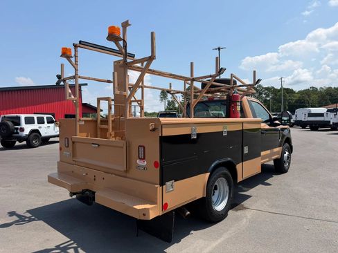 Used 2020 Ford F350 XL w/ Power Equipment Group RWD image 4