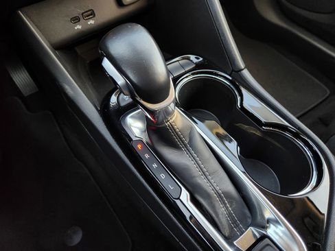 Used 2024 Buick Encore GX Sport Touring w/ Comfort Package image 21