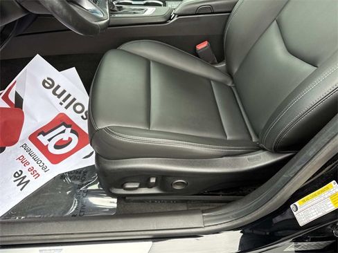 Used 2021 Cadillac CT4 Luxury w/ Cold Weather Package image 11