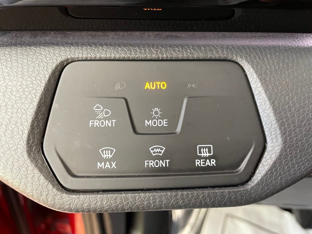 Used 2023 Volkswagen ID.4 Pro S Plus AWD/4WD image 30