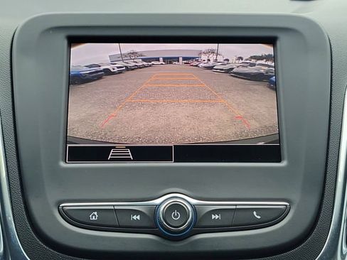 Certified 2024 Chevrolet Equinox LS image 29