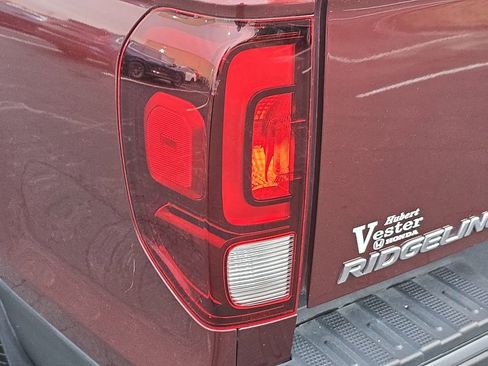 Used 2018 Honda Ridgeline RTL-E image 34