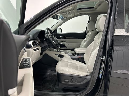 Used 2022 Kia Telluride EX w/ EX Premium Package AWD/4WD image 4