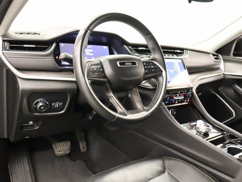 Used 2022 Jeep Grand Cherokee L Limited AWD/4WD image 14