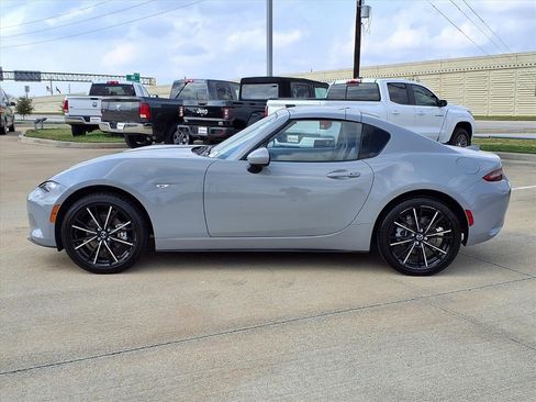 Used 2025 MAZDA MX-5 Miata RF Grand Touring image 3
