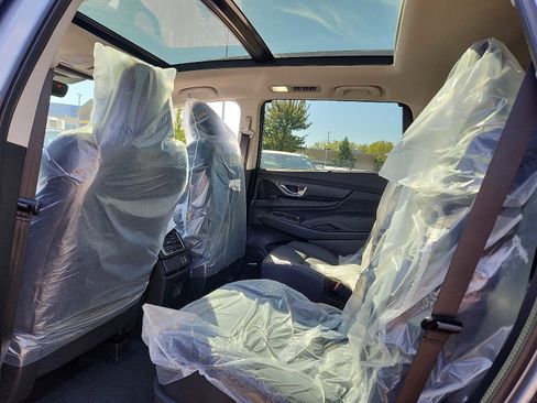 New 2025 Subaru Ascent Limited image 5