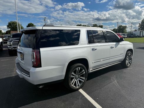 Used 2018 GMC Yukon XL Denali w/ Denali Ultimate Package AWD/4WD image 5