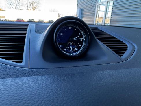 Used 2022 Porsche Macan Sport Edition w/ Premium Package Plus image 26