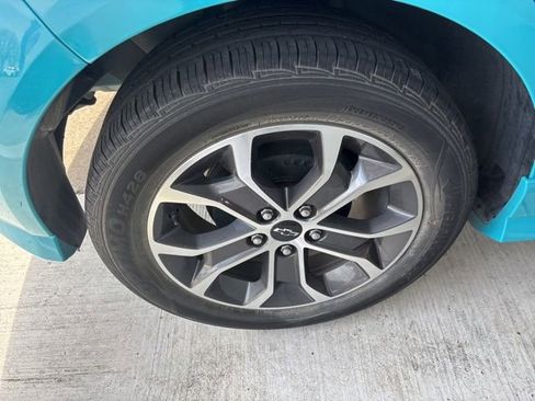 Certified 2020 Chevrolet Sonic LT w/ Convenience Package image 9