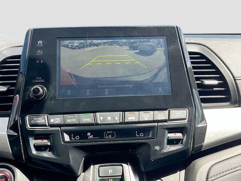 Used 2023 Honda Odyssey Sport image 13