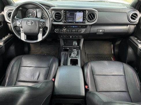 Used 2022 Toyota Tacoma TRD Pro AWD/4WD image 11