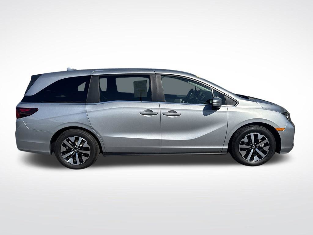 Used 2025 Honda Odyssey EX-L image 8